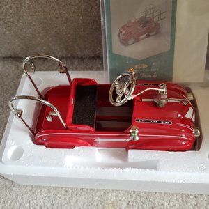 Hallmark 1998 Kiddie Car Classics 1941 Steelcraft By Murray Fire Truck LE NIB